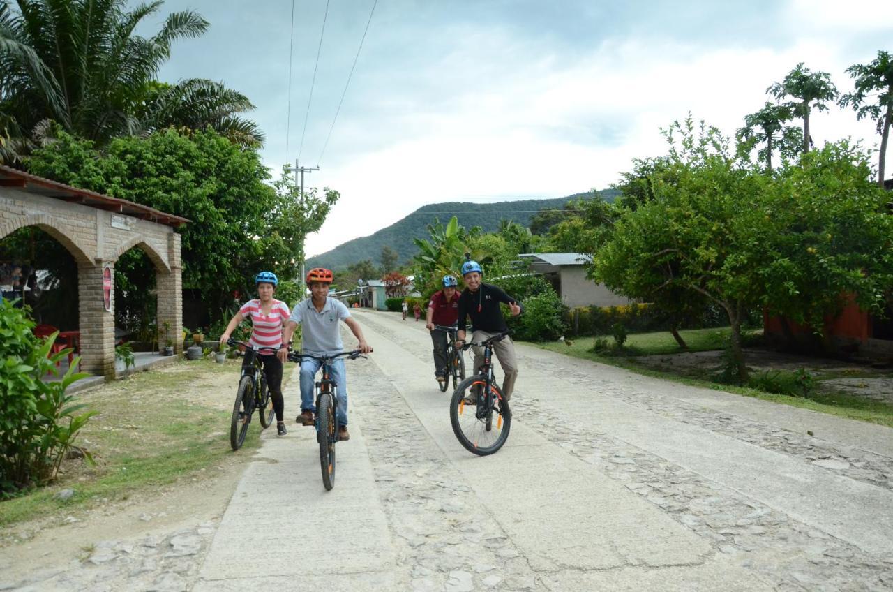 Ciudad De Las Rocas La Fortuna Gallo Giro 外观 照片