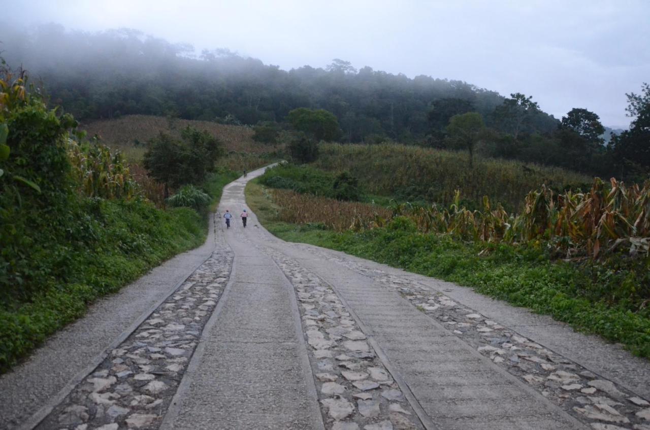 Ciudad De Las Rocas La Fortuna Gallo Giro 外观 照片
